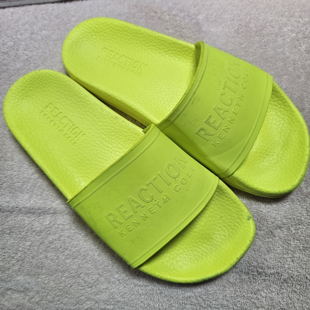 Kenneth Cole slides